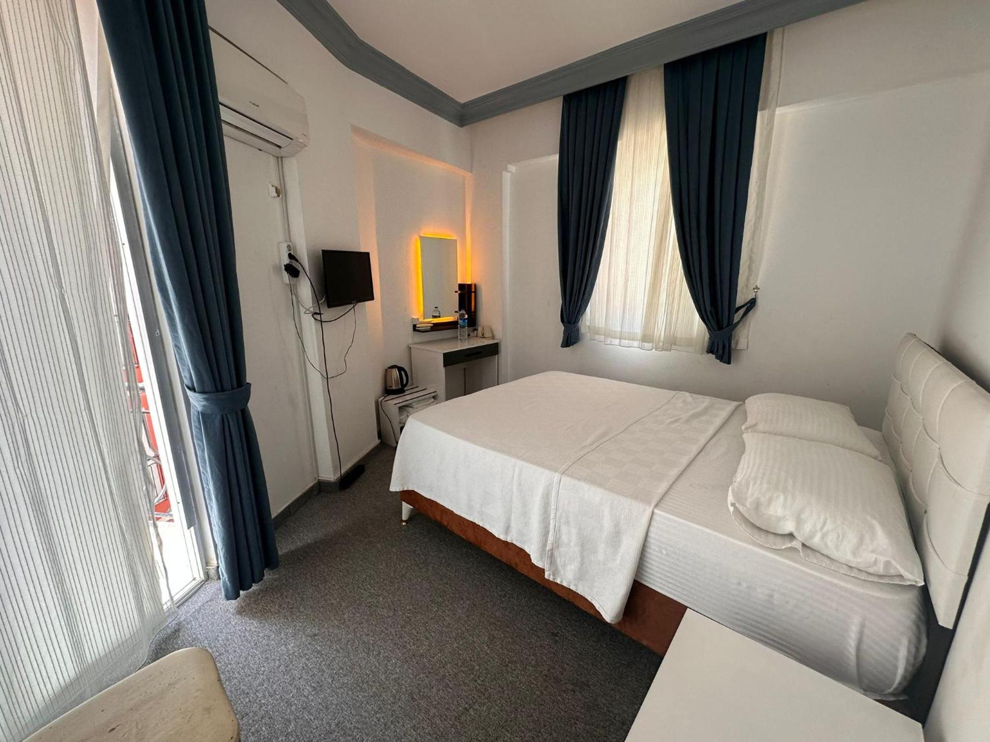 Ezel Group Hotel Анталья Экстерьер фото